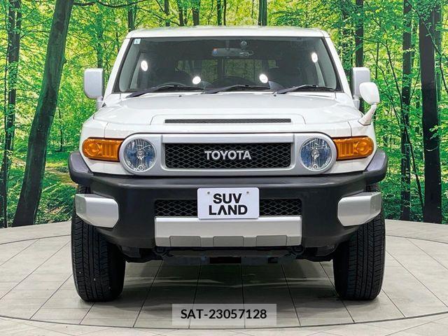 Toyota FJ CRUISER 2011-06 6671305-14