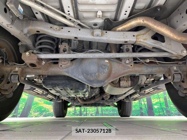 Toyota FJ CRUISER 2011-06 6671305-19