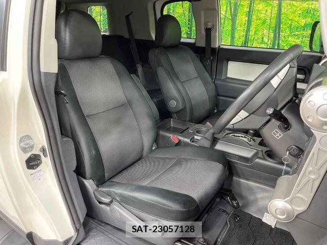Toyota FJ CRUISER 2011-06 6671305-8