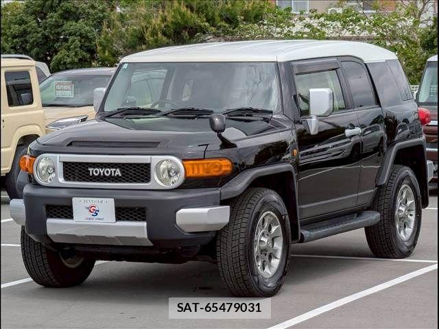Toyota FJ CRUISER 2013-03 6671304-13
