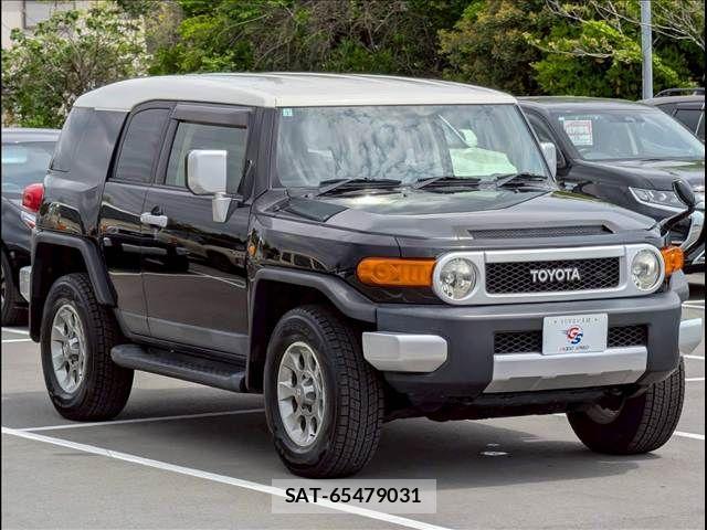 Toyota FJ CRUISER 2013-03 6671304-14