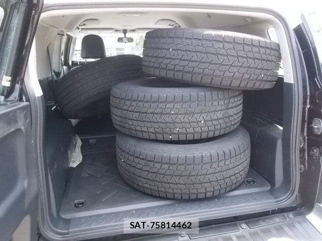Toyota FJ CRUISER 2013-04 6671312-17