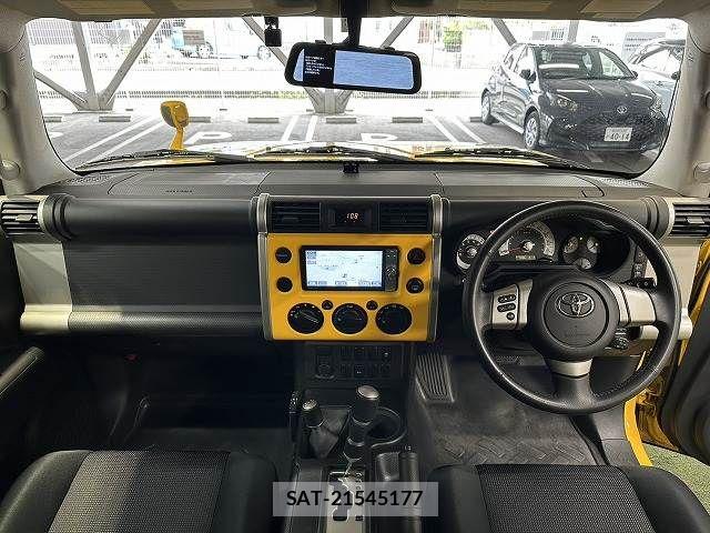 Toyota FJ CRUISER 2011-11 6671302-2