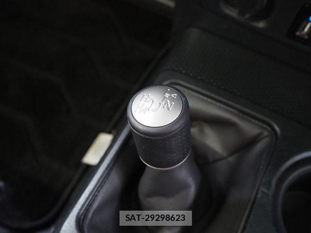 Toyota FJ CRUISER 2014-03 6675956-27