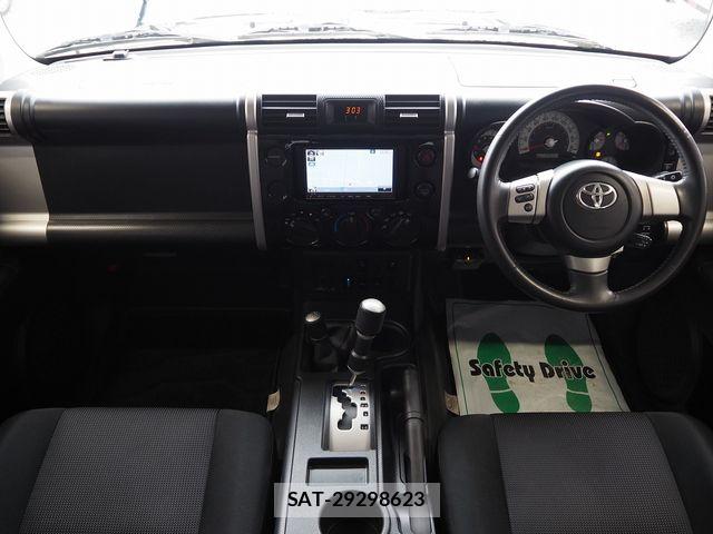 Toyota FJ CRUISER 2014-03 6675956-7