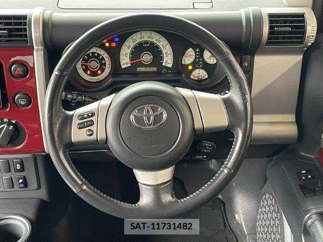 Toyota FJ CRUISER 2010-11 6675957-17