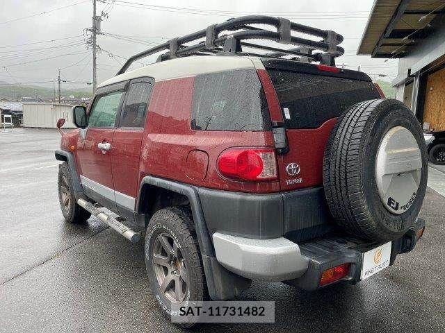 Toyota FJ CRUISER 2010-11 6675957-25