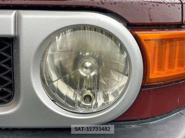 Toyota FJ CRUISER 2010-11 6675957-27