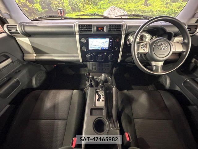 Toyota FJ CRUISER 2017-09 6675954-1