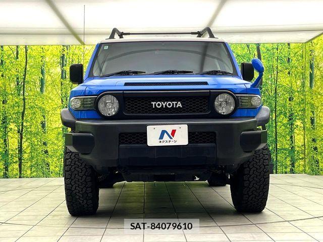 Toyota FJ CRUISER 2012-08 6683771-13