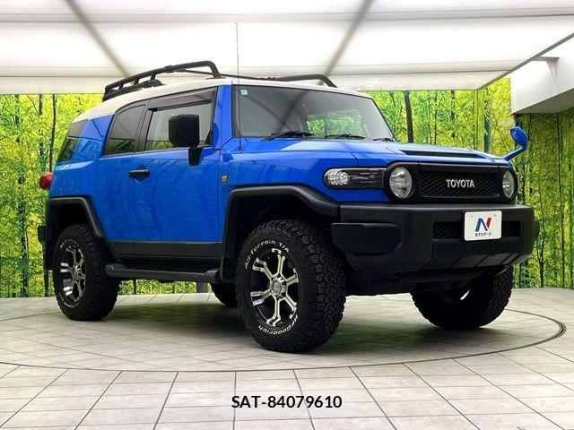 Toyota FJ CRUISER 2012-08 6683771-15