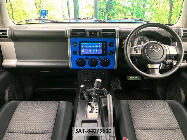 Toyota FJ CRUISER 2012-08 6683771-1