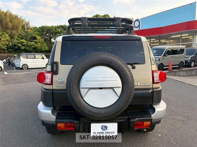 Toyota FJ CRUISER 2016-03 6691023-10