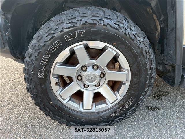 Toyota FJ CRUISER 2016-03 6691023-17