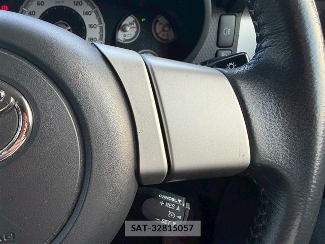 Toyota FJ CRUISER 2016-03 6691023-23