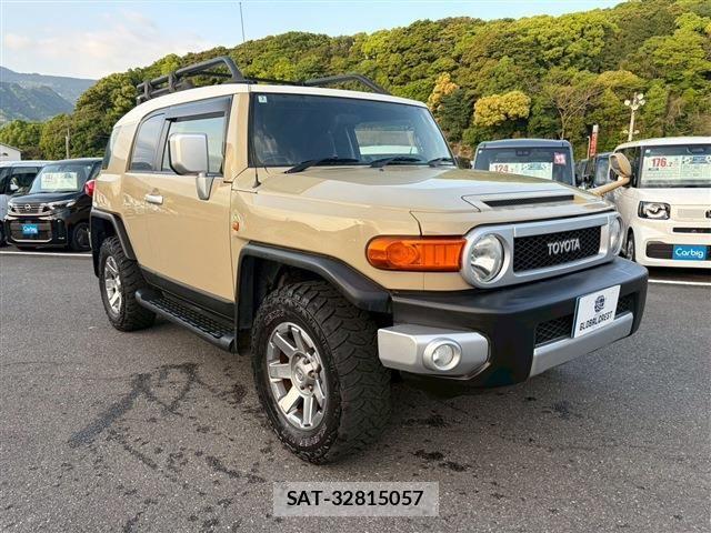 Toyota FJ CRUISER 2016-03 6691023-5