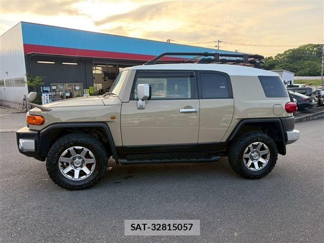 Toyota FJ CRUISER 2016-03 6691023-8