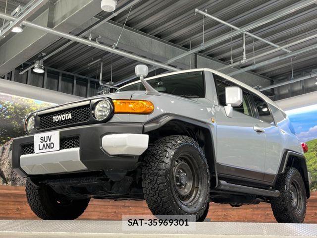 Toyota FJ CRUISER 2013-09 6716138-13