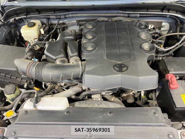 Toyota FJ CRUISER 2013-09 6716138-18