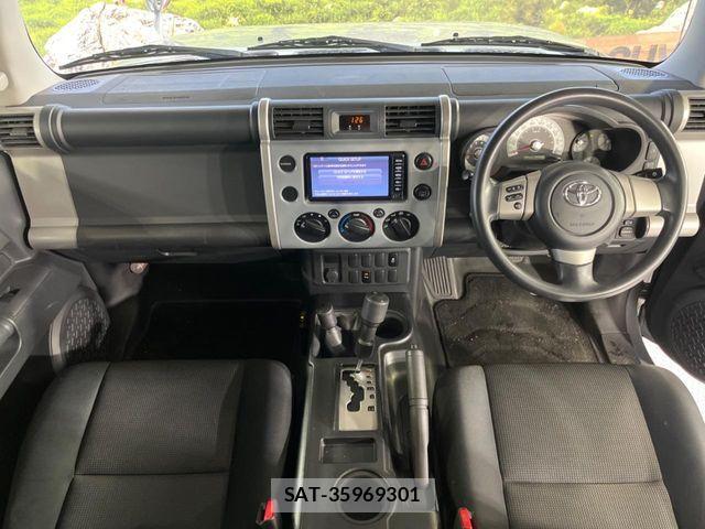 Toyota FJ CRUISER 2013-09 6716138-1