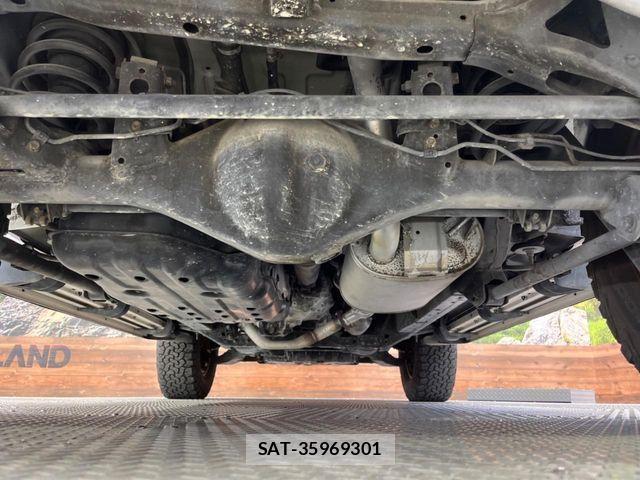 Toyota FJ CRUISER 2013-09 6716138-19