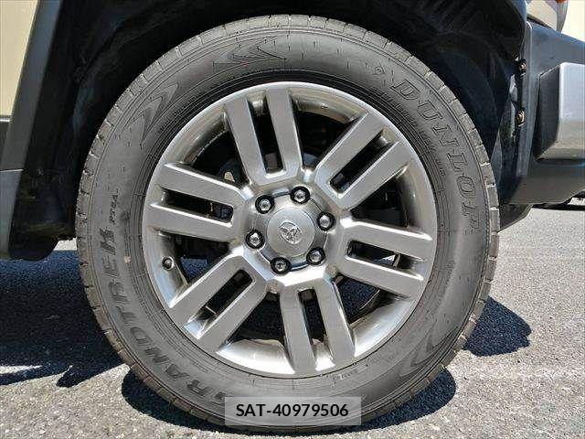 Toyota FJ CRUISER 2017-07 6751601-14