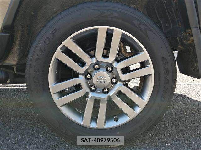 Toyota FJ CRUISER 2017-07 6751601-29