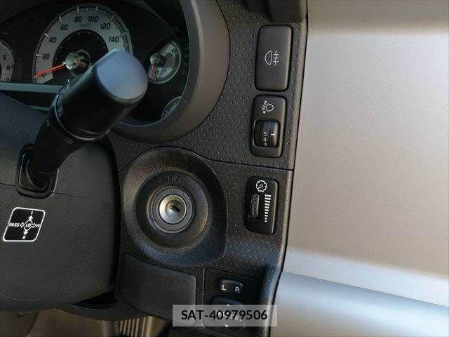 Toyota FJ CRUISER 2017-07 6751601-5