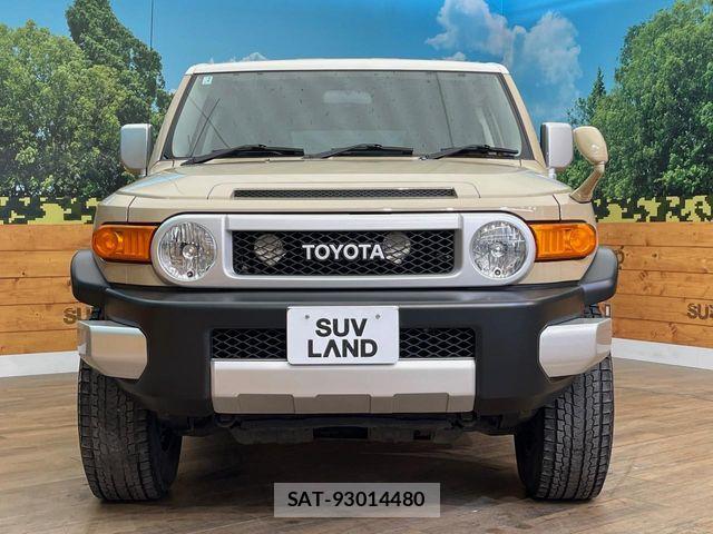 Toyota FJ CRUISER 2013-10 6751602-14
