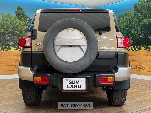 Toyota FJ CRUISER 2013-10 6751602-15