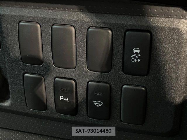 Toyota FJ CRUISER 2013-10 6751602-4