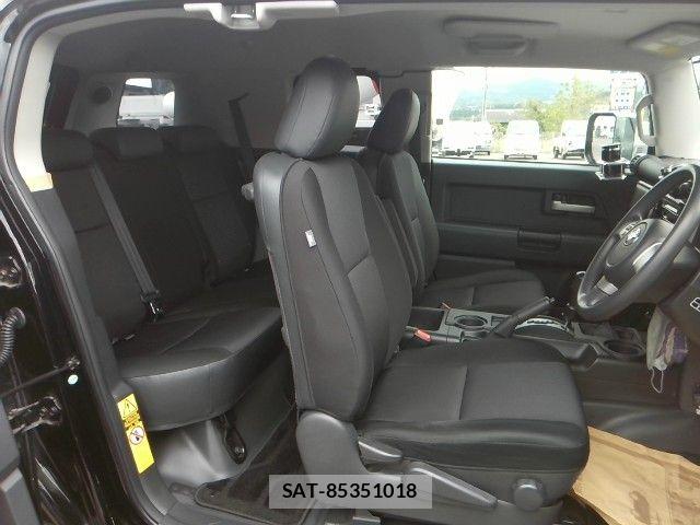 Toyota FJ CRUISER 2011-05 6814926-8