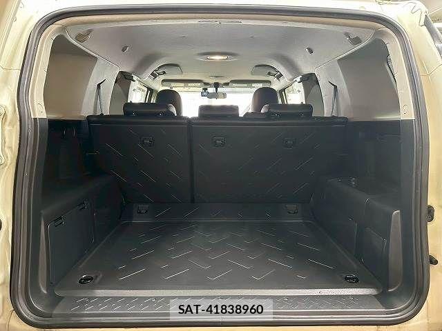 Toyota FJ CRUISER 2014-03 6814929-19