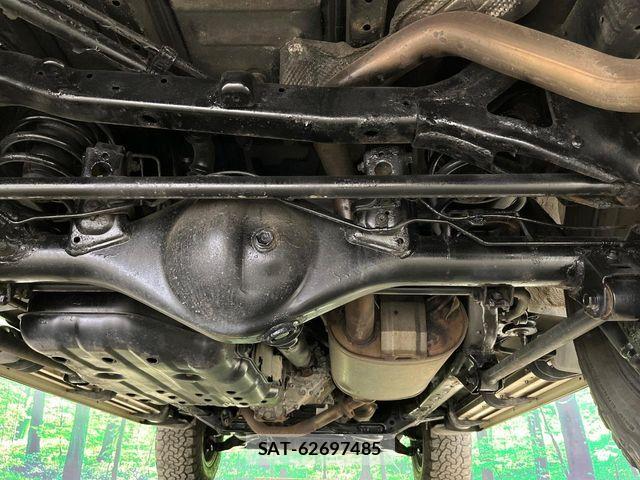 Toyota FJ CRUISER 2016-06 6814931-17