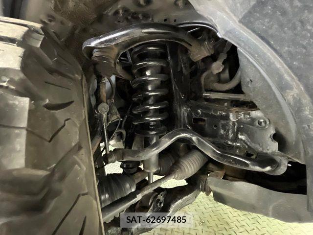 Toyota FJ CRUISER 2016-06 6814931-18