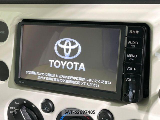 Toyota FJ CRUISER 2016-06 6814931-2