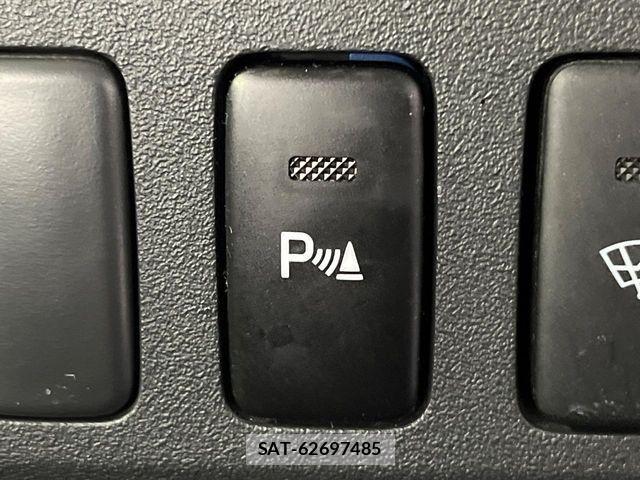 Toyota FJ CRUISER 2016-06 6814931-5