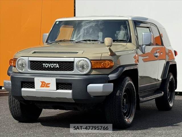 Toyota FJ CRUISER 2011-07 6814938-9