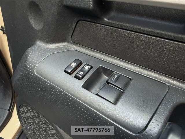 Toyota FJ CRUISER 2011-07 6814938-20