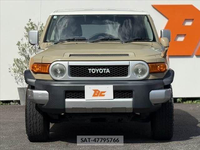 Toyota FJ CRUISER 2011-07 6814938-8
