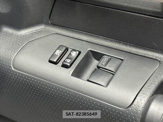 Toyota FJ CRUISER 2011-06 6814939-9