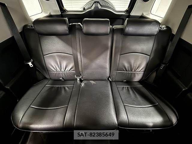 Toyota FJ CRUISER 2011-06 6814939-5