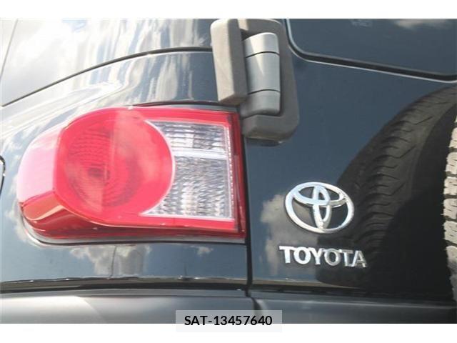 Toyota FJ CRUISER 2011-12 6814940-15