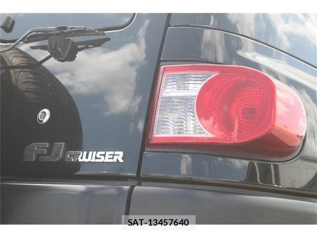 Toyota FJ CRUISER 2011-12 6814940-16