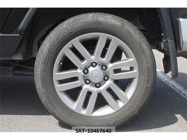 Toyota FJ CRUISER 2011-12 6814940-23