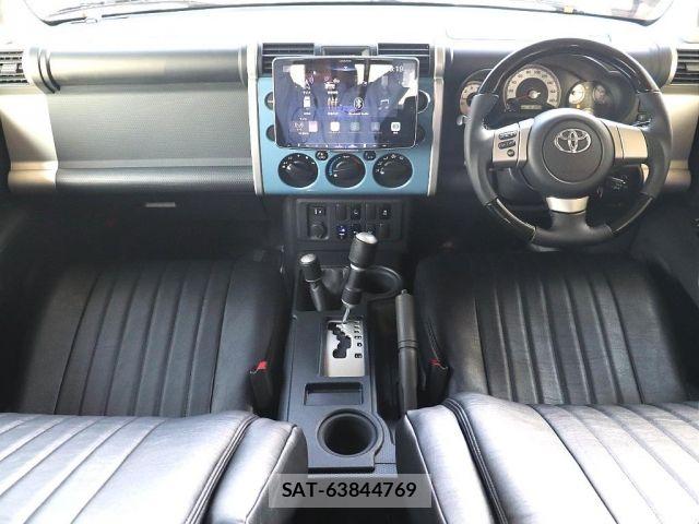 Toyota FJ CRUISER 2015-01 6905218-2