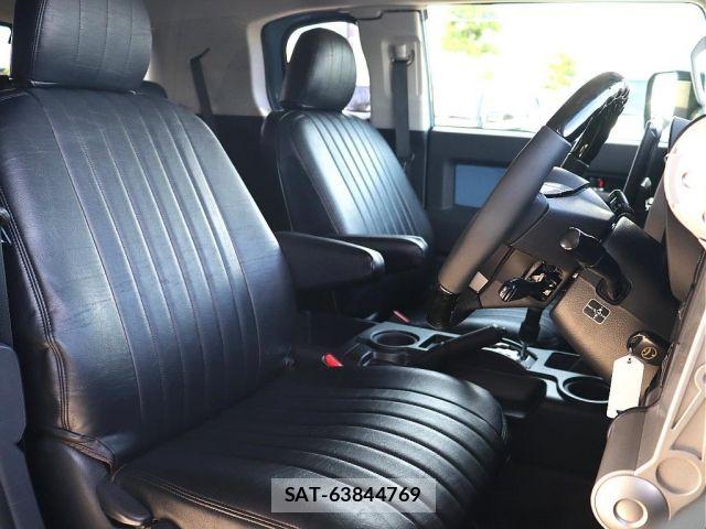 Toyota FJ CRUISER 2015-01 6905218-4