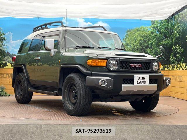 Toyota FJ CRUISER 2014-01 6905213-14
