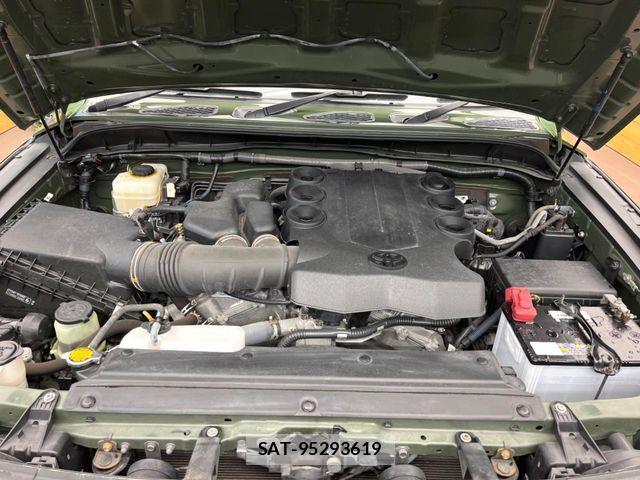 Toyota FJ CRUISER 2014-01 6905213-16