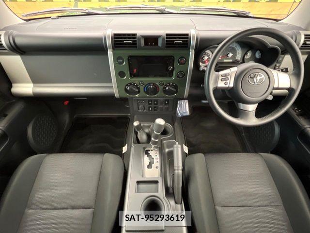 Toyota FJ CRUISER 2014-01 6905213-1